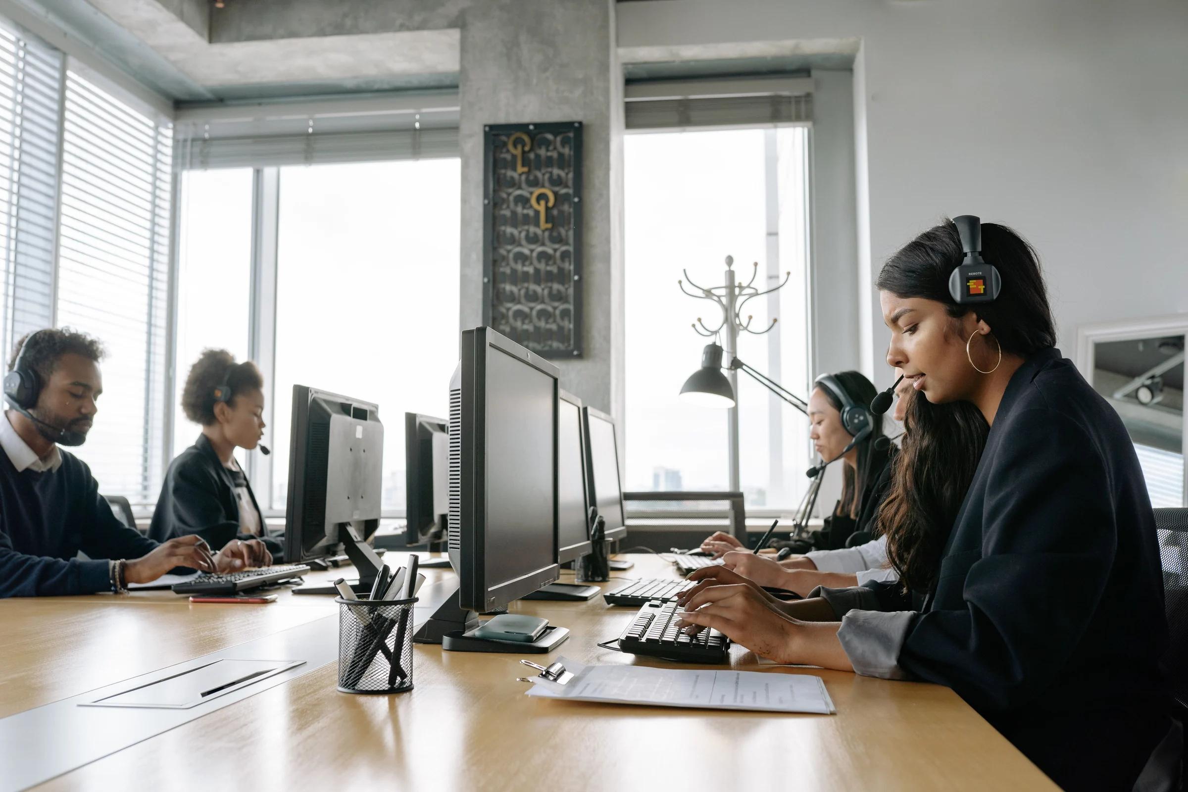 The Future of Workplace Productivity: How HIX AI Creates Complete Presentations from One Simple Prompt
